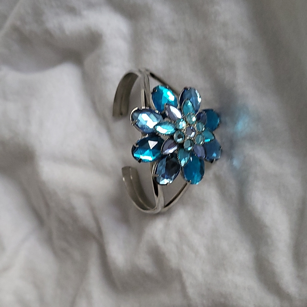 A Bali Blue Flower Bling Cuff Bracelet